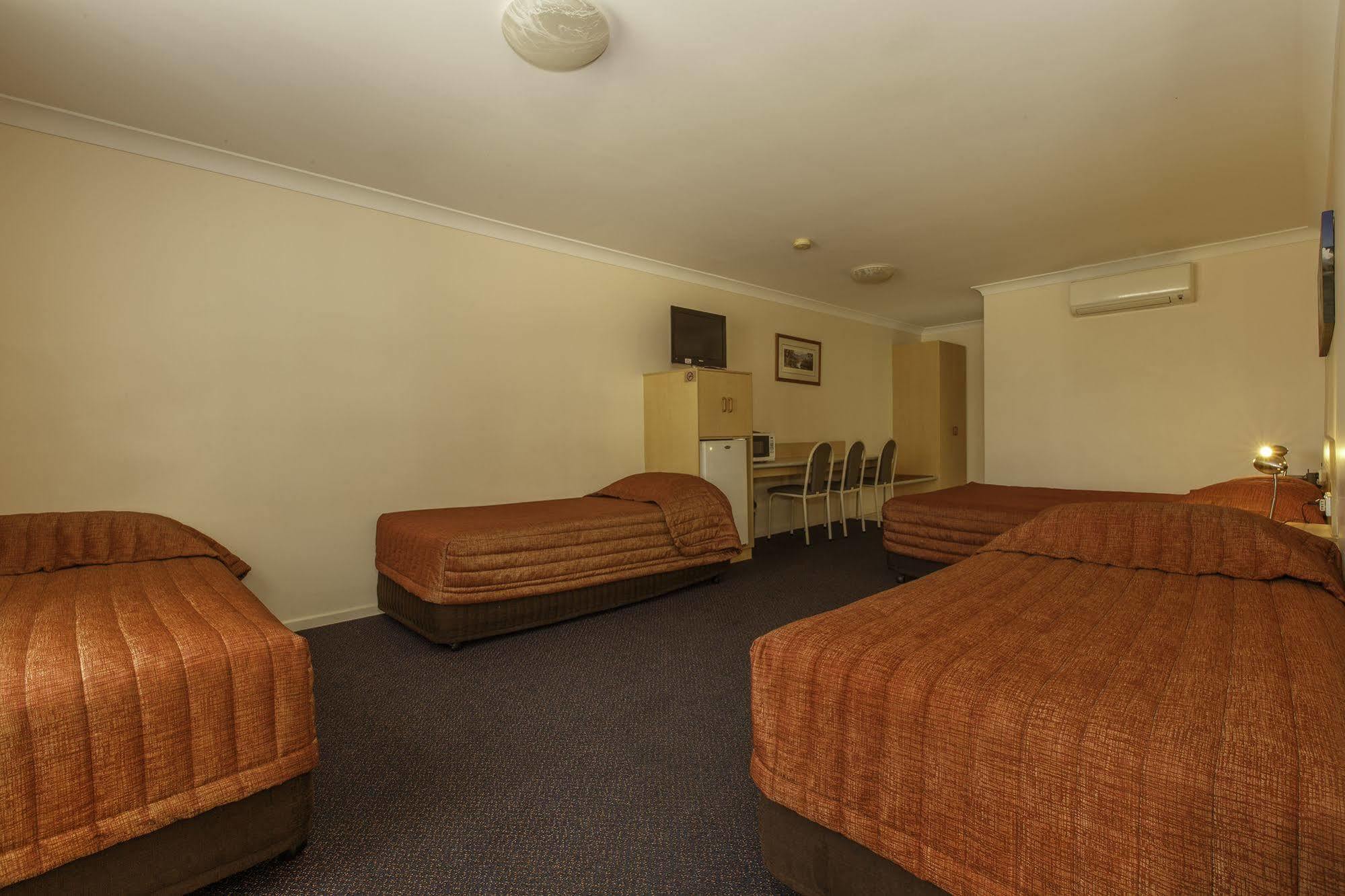 Silo Motor Inn Biloela Zewnętrze zdjęcie