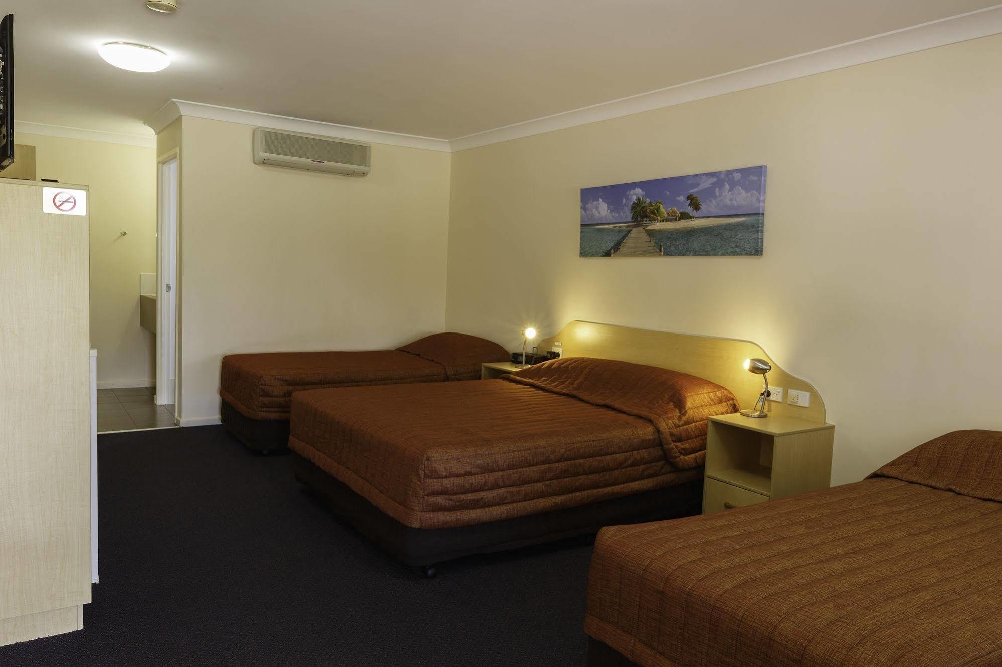 Silo Motor Inn Biloela Zewnętrze zdjęcie